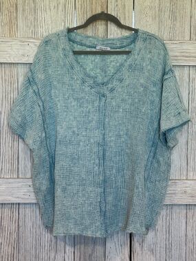White Birch Women’s Short Sleeve Shirt.  see pics for PTP due to no size tag